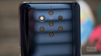 The inexpensive Nokia 9 PureView is even cheaper with this deal