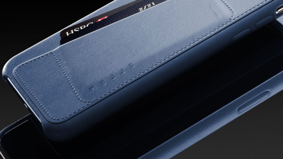 Save 25% on high-quality leather cases for iPhone, iPad and Samsung phones