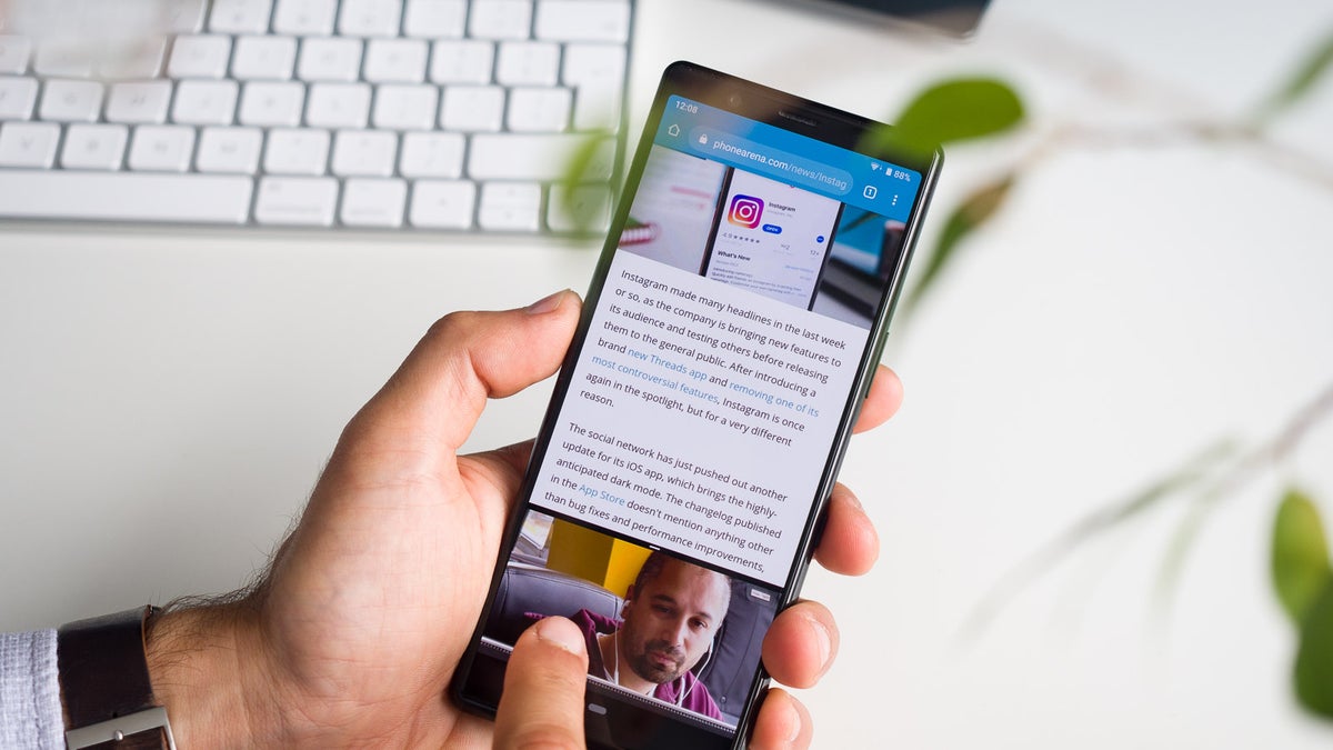 Sony Xperia Compact making a return? What?