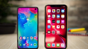 AT&T has both the iPhone XR and Galaxy S10e on sale at low prices for value flagship lovers