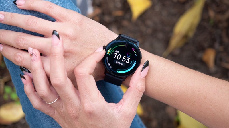 s10 free galaxy watch