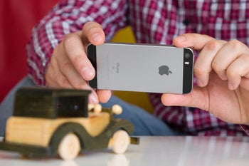 Best Buy has Apple's beloved iPhone SE on sale at a crazy low price