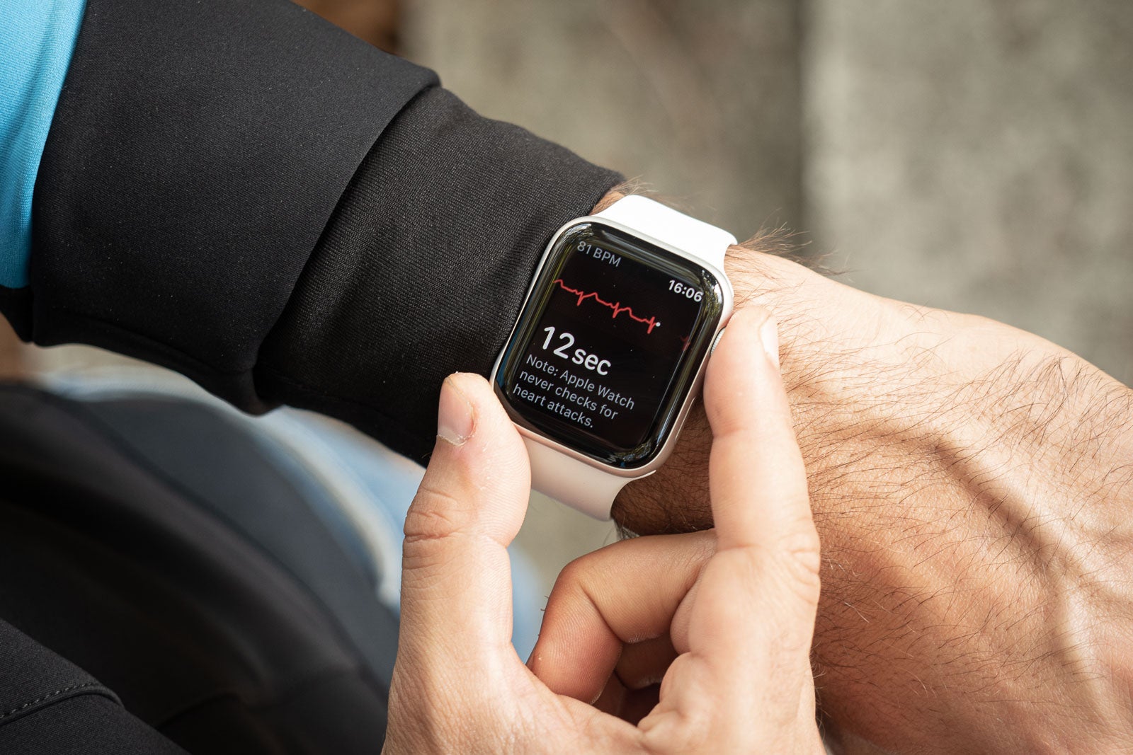 apple watch series 4 product red