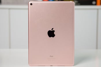 Apple signs a new deal with its former graphics chip supplier