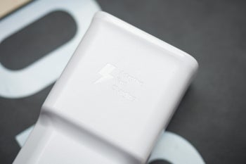 Galaxy Z Flip to charge slower than the S20, could that mean a small battery like the Razr?