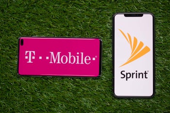 Lowest Sprint/T-Mobile merger odds hit Wall Street on closing arguments day