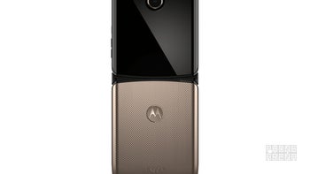 Behold the foldable Motorola Razr in a soon-to-be-released gold hue