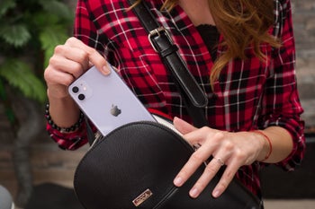 Get a free Apple iPhone 11 from T-Mobile, here is how