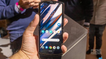 iFixit tears down the Motorola Razr, gives it the worst possible score for repairability