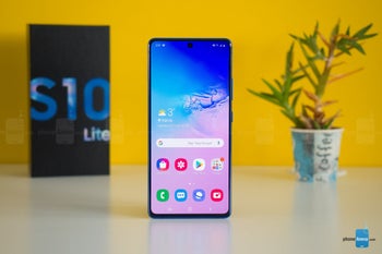 The Galaxy S10 Lite and Note 10 Lite are now available in the US... sort of