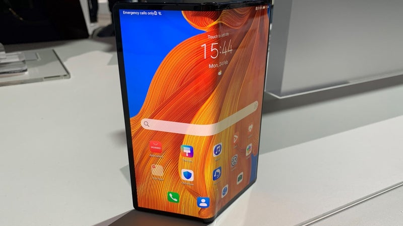 Huawei Mate Xs: hands-on with the 5G foldable