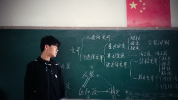 Chinese students bomb iOS app with one-star reviews; here's why