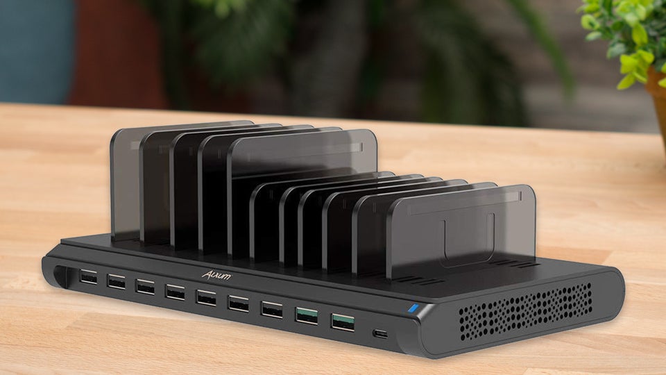 The Alxum 120W 10-port USB charging station is here to charge all your devices at once