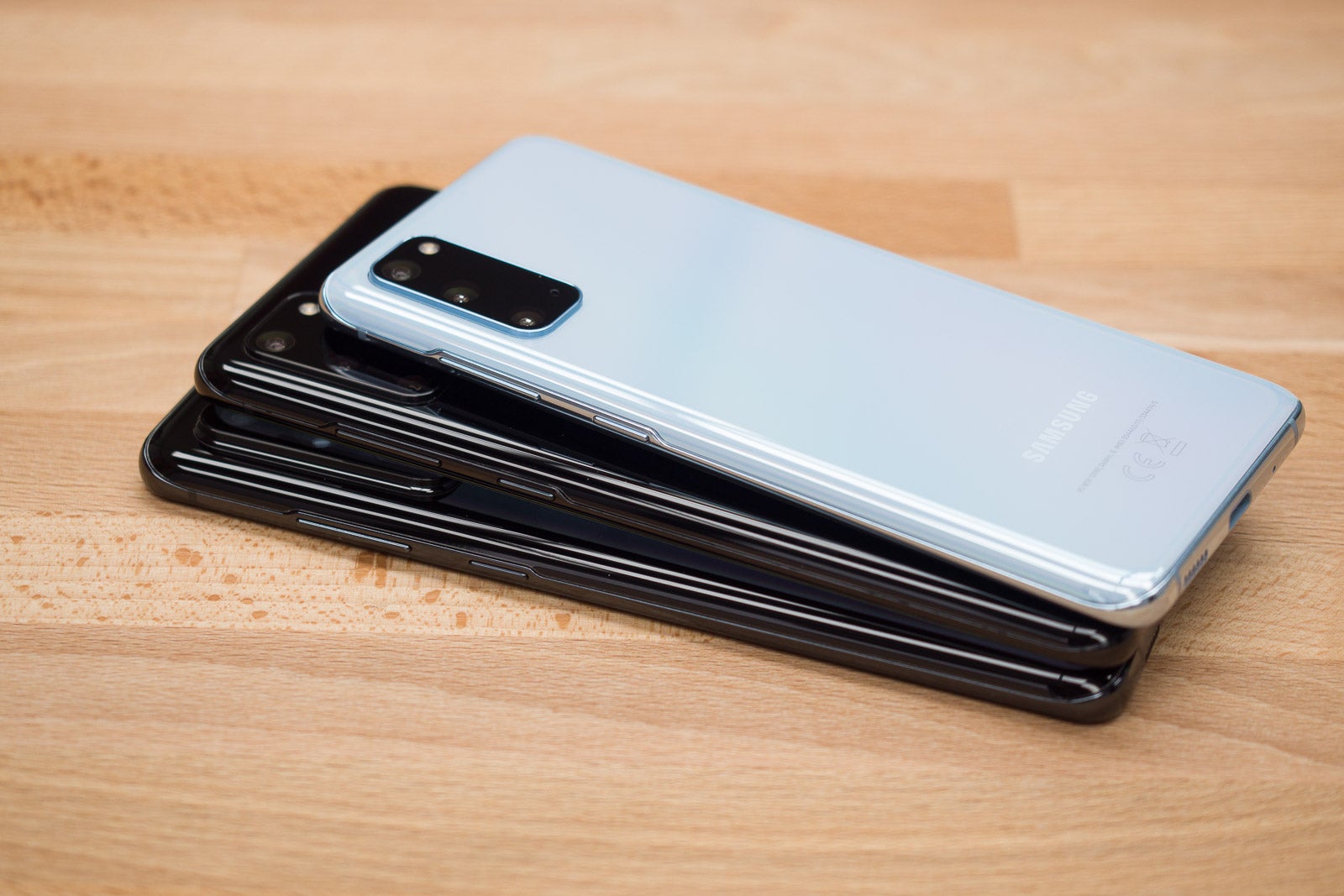 s20 ultra front camera
