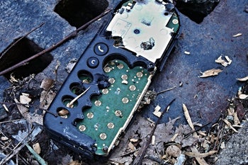 The EU wants smartphones, tablets, and laptops to last longer
