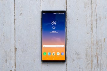 You have a very limited time to get Samsung's Galaxy Note 9 at a very good discount on Amazon