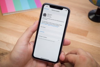 Months-old bug in iOS 13 remains unfixed, keeps draining users' mobile data
