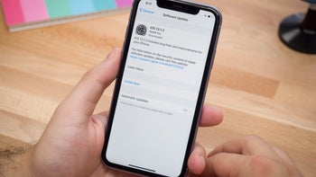 Months-old bug in iOS 13 remains unfixed, keeps draining users' mobile data