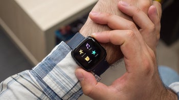 The OG Fitbit Versa smartwatch is on sale at a 50 percent discount