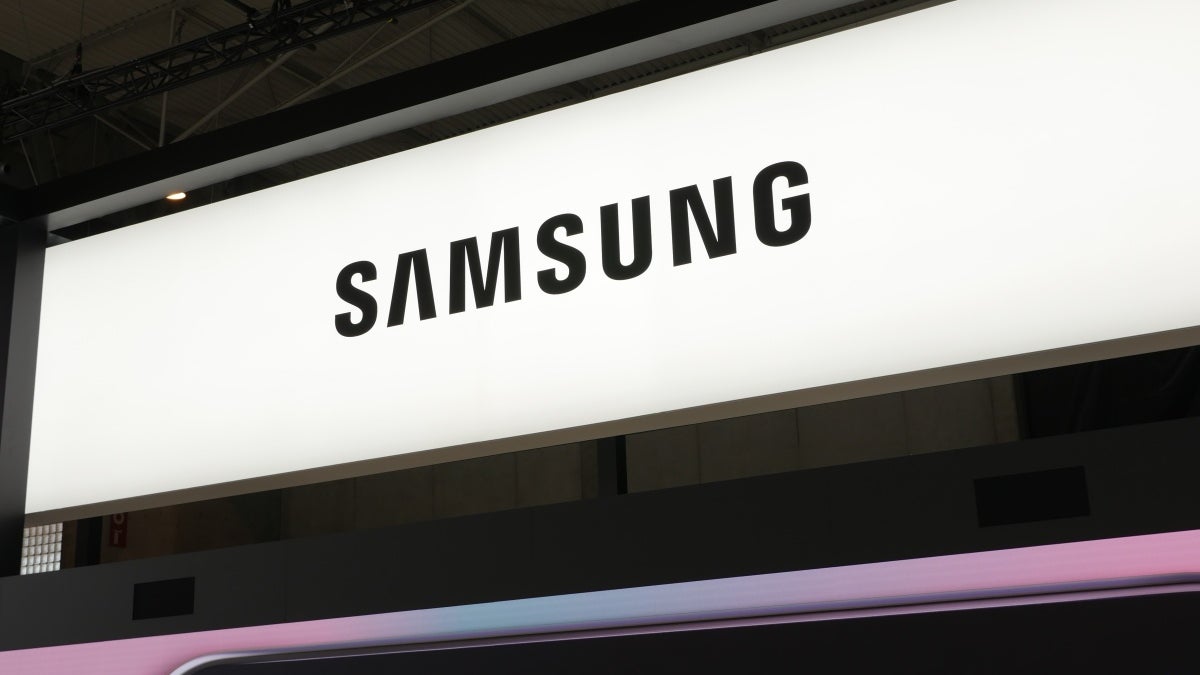 Samsung's smartphone production takes a deep cut due to the coronavirus pandemic