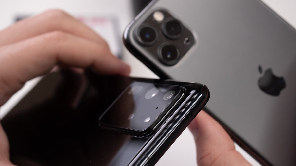 With T-Mobile and Apple stores closed, iPhone sales drop off a cliff