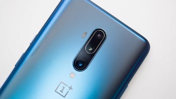 Update to OnePlus 8 5G series includes green-tint fix, camera and connectivity improvements