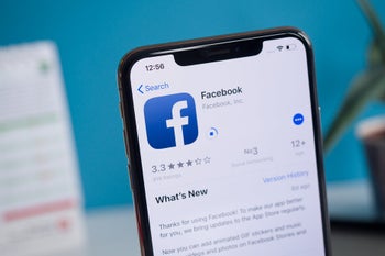 Facebook users can now transfer their pictures and videos to Google Photos