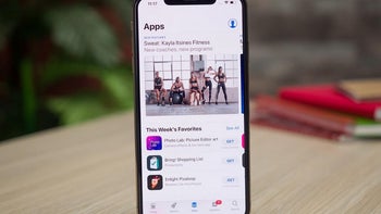 Apple's App Store takes advantage of lockdowns to score its best monthly growth since 2017