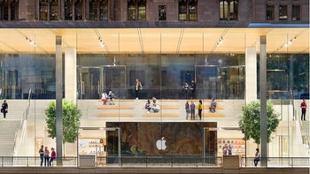 Apple to reopen 100 brick and mortar stores in the states this week