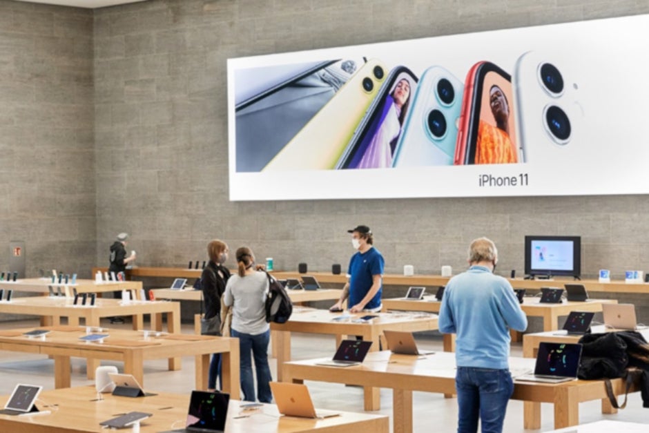 Apple takes action to close most U.S. stores after looting occurs ...