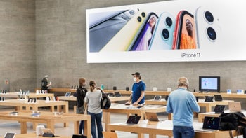 Apple takes action to close most U.S. stores after looting occurs