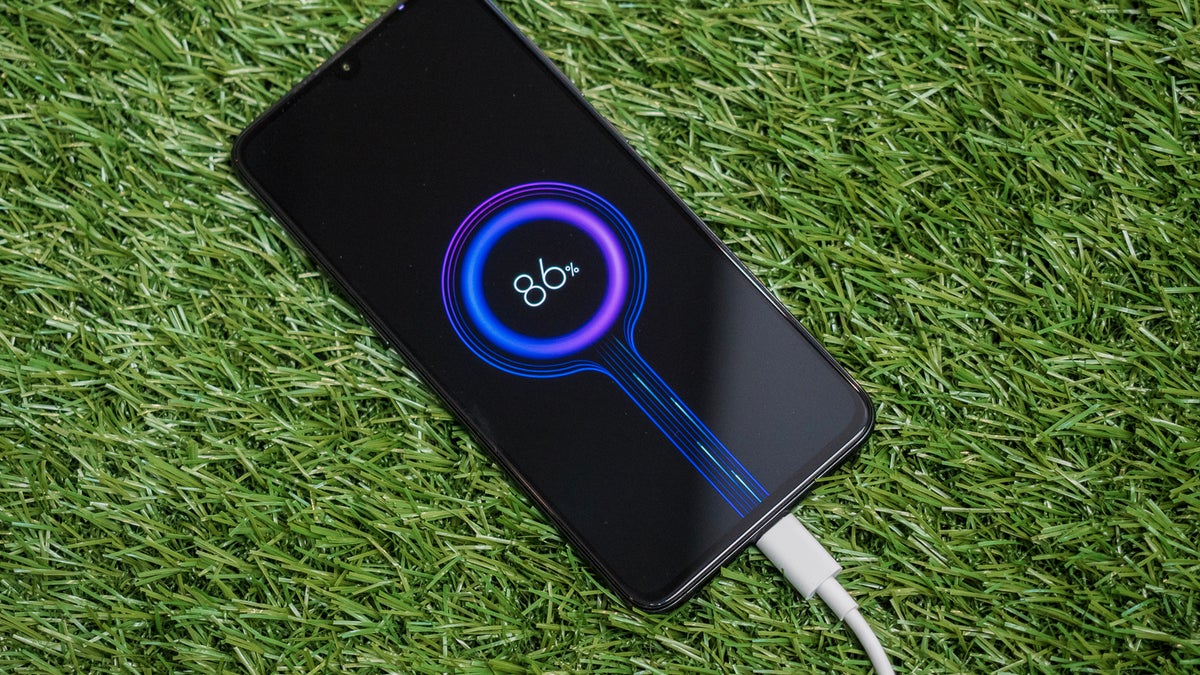 Fast charging is more important than long battery life