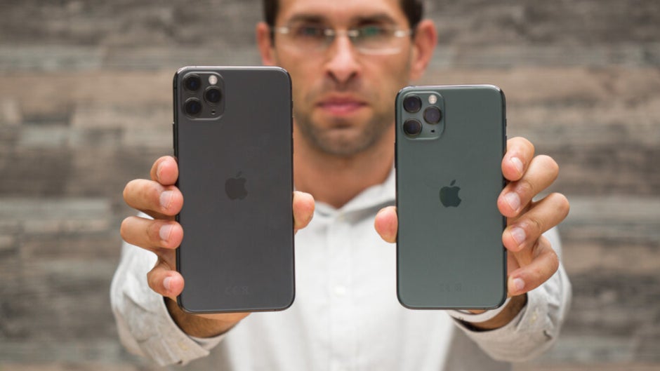 Apple Iphone 11 Pro Max Has Something In Common With The Samsung Galaxy S Ultra And It S Not Good Phonearena