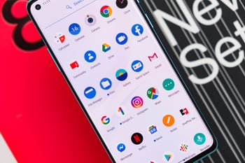 Oneplus 8 And 8 Pro Get Android 11 Beta But It May Brick Your