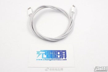 iPhone 12 may ship with a braided USB-C to Lightning cable