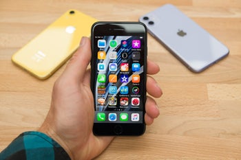The iPhone SE is achieving exactly what Apple intended