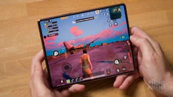 The Galaxy Z Fold 2 experience: Here's how videos look, games play, and more!