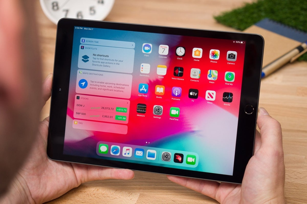 Which 2020 iPad (10.2-inch) storage 
