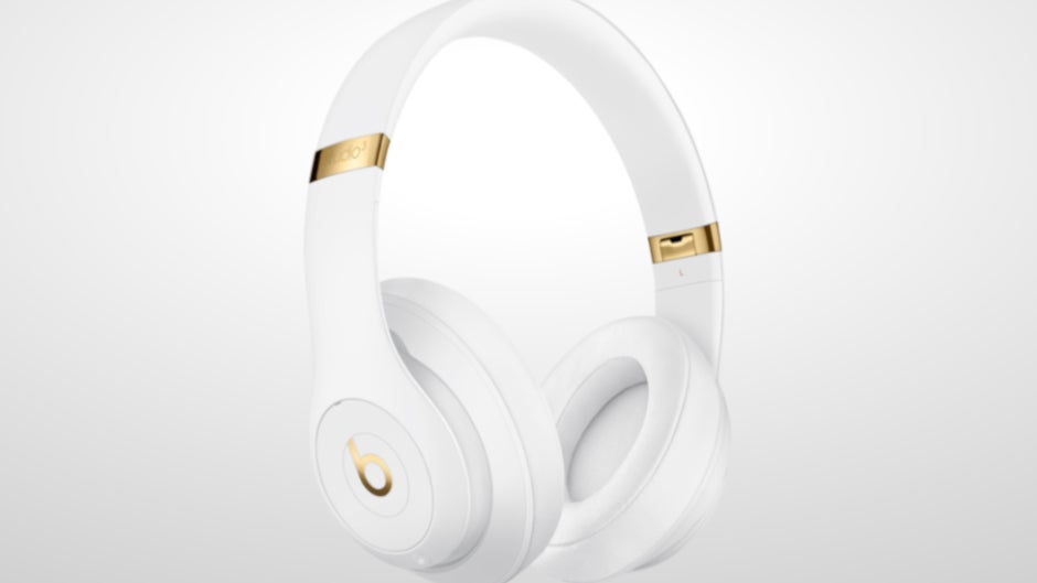 Beats Studio3 wireless headphones 