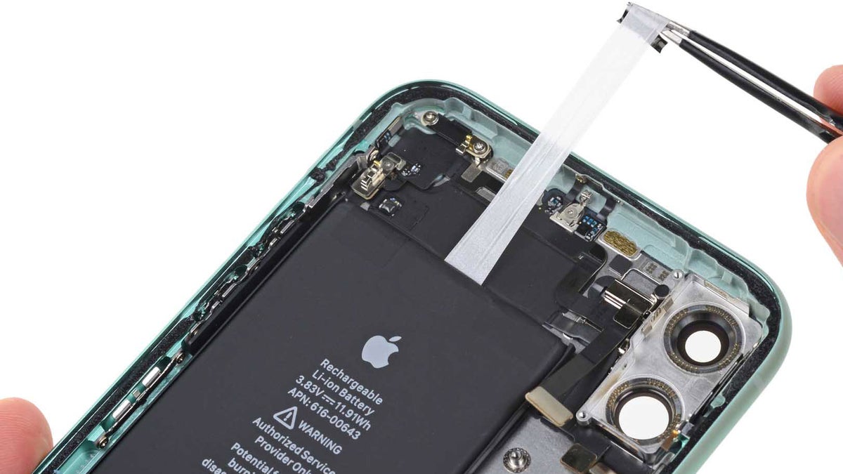 Apple iPhone 12 and 12 mini battery size leak clears the capacity decrease  mystery - PhoneArena