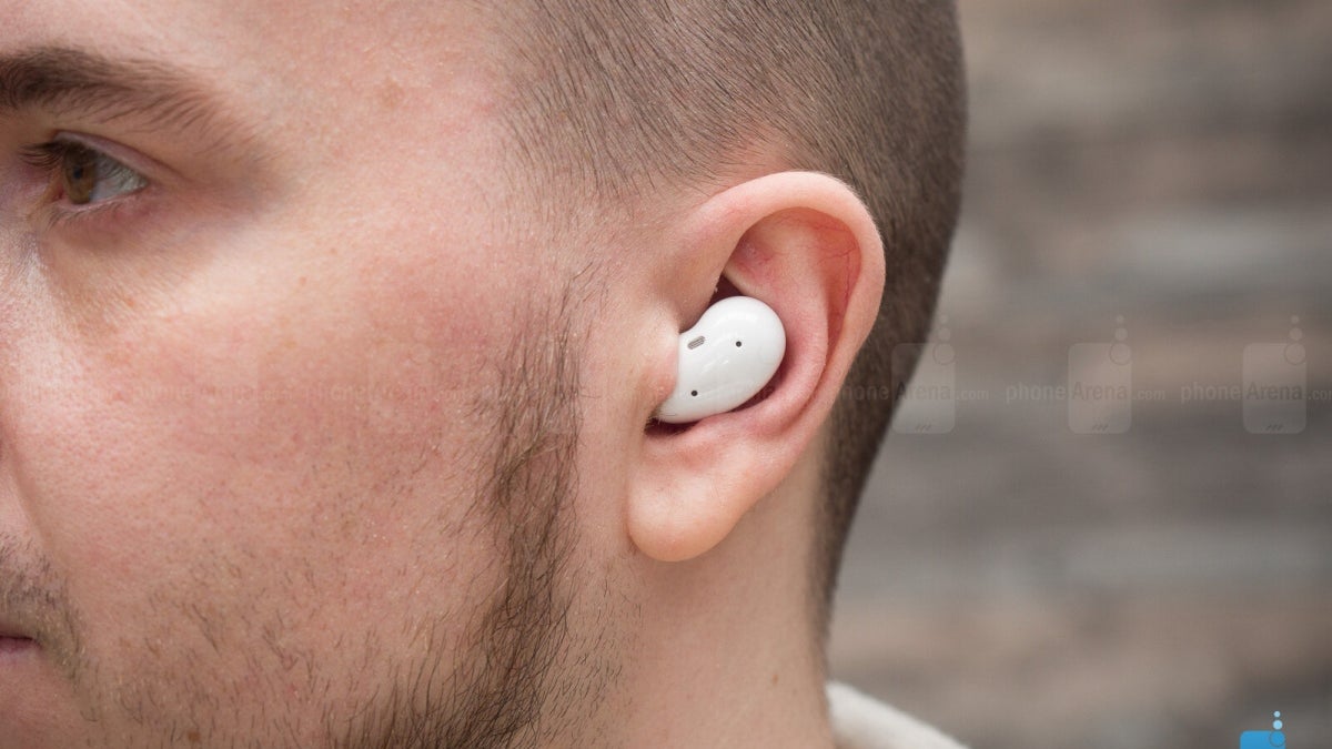 Here's how you can save up to a whopping $60 on Samsung's Galaxy Buds Live