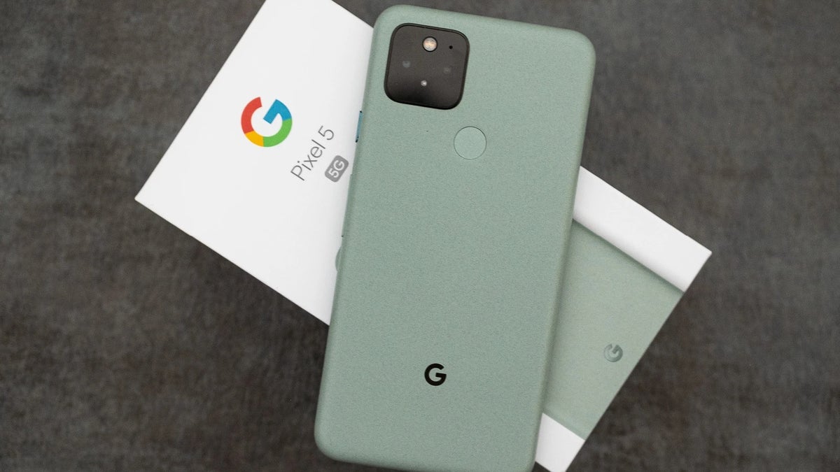 Update just dropped by Google will fix these bugs on some Pixel phones