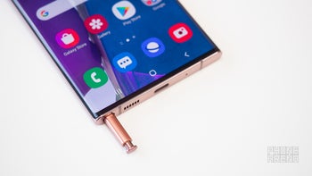 Some Galaxy S20 Ultra and Note 20 Ultra users experience issues with wireless charging after software update