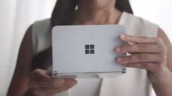 Surface Duo update improves the camera, kills bugs dead, and more