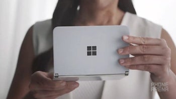 Surface Duo update improves the camera, kills bugs dead, and more