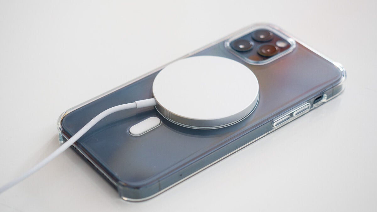 Univers Digital - Apple MagSafe Duo Votre chargeur MagSafe Duo est conçu  pour fonctionner avec les iPhone 12, iPhone 12 mini, iPhone 12 Pro, iPhone  12 Pro Max, Apple Watch (tous les