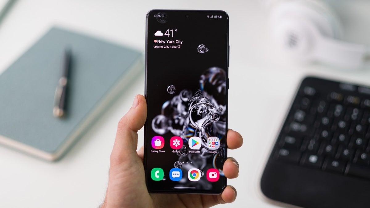Microsoft has Samsung's Galaxy S20+ and S20 Ultra 5G on sale at an unbelievable discount