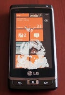 Microsoft throwing money at its mobile problem - about a billion of it