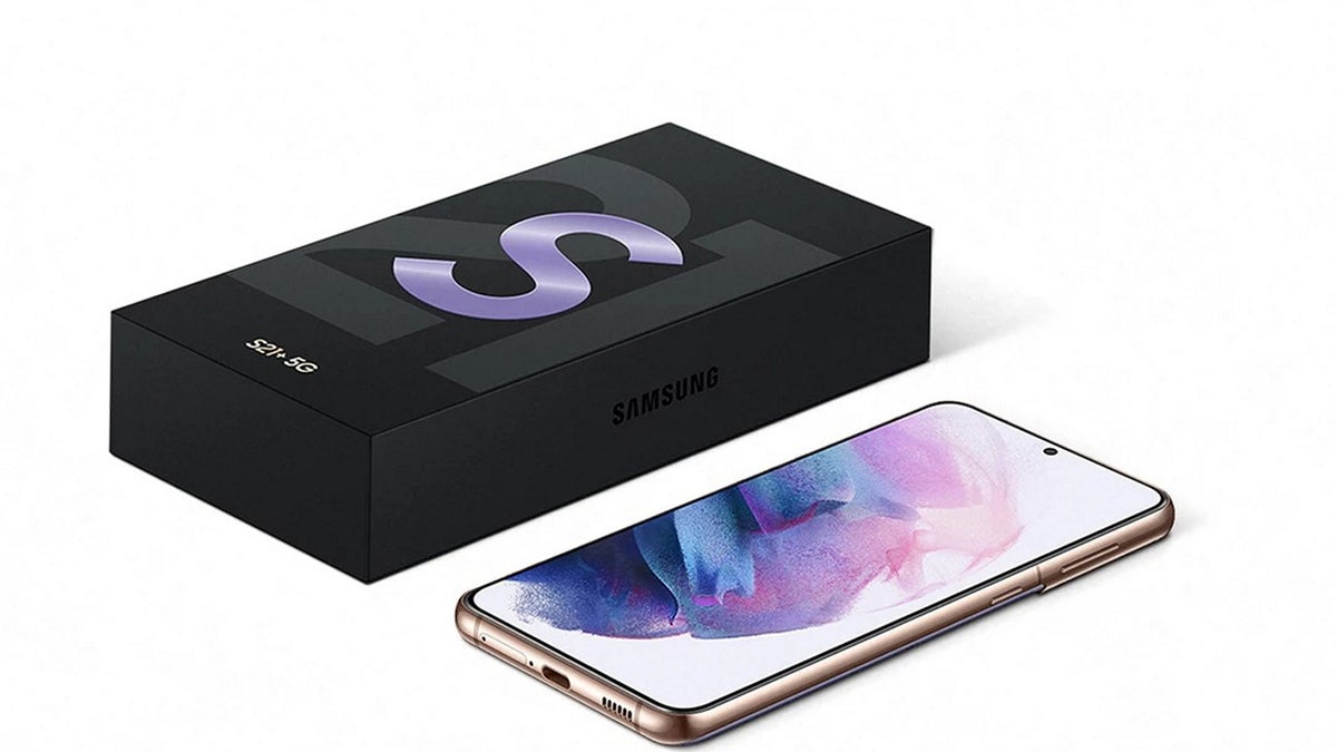 Leaked Galaxy S21 5G marketing images confirm no charger or microSD card slot