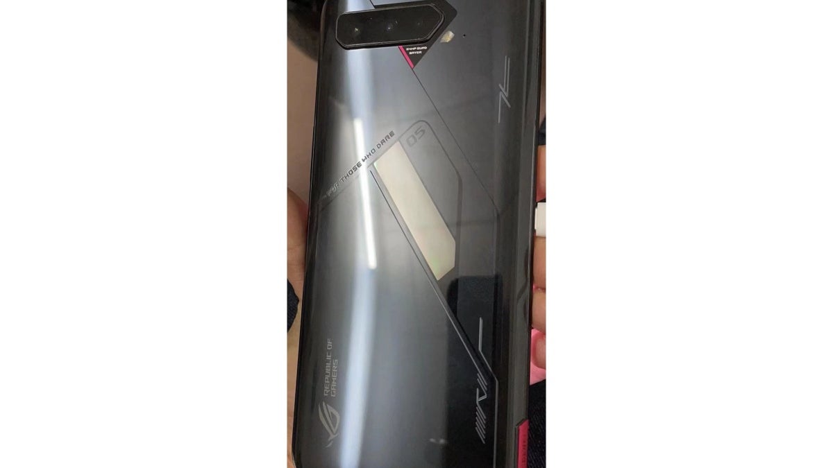 Next-gen Asus ROG Phone leaks out in the wild